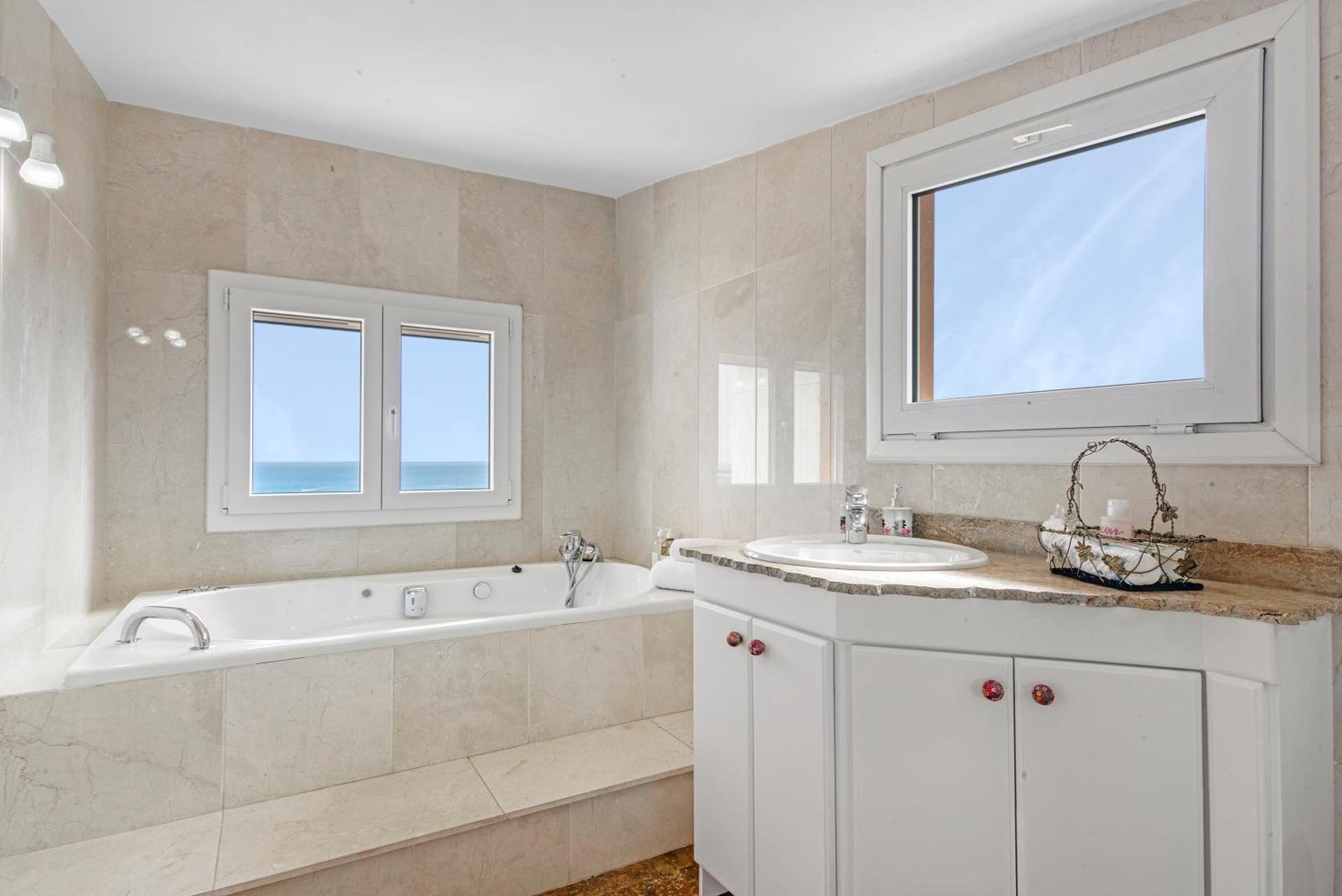אלמריה Villa Infinity Sea Views I Pool I Bbq I Jacuzzi מראה חיצוני תמונה